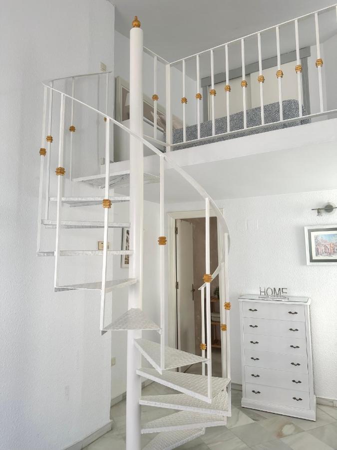 סביליה Premium Apartment With Terrace In The City Center מראה חיצוני תמונה