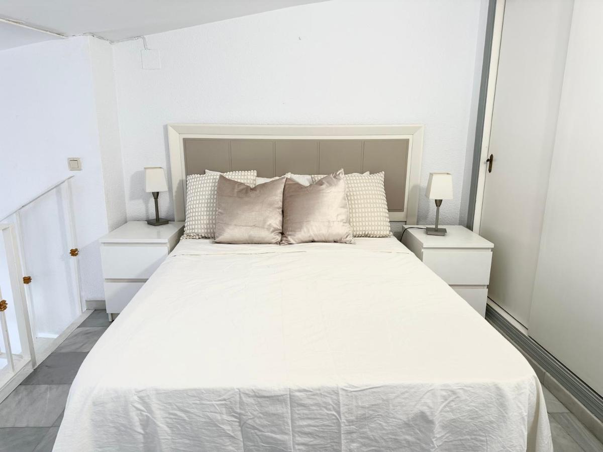 סביליה Premium Apartment With Terrace In The City Center מראה חיצוני תמונה